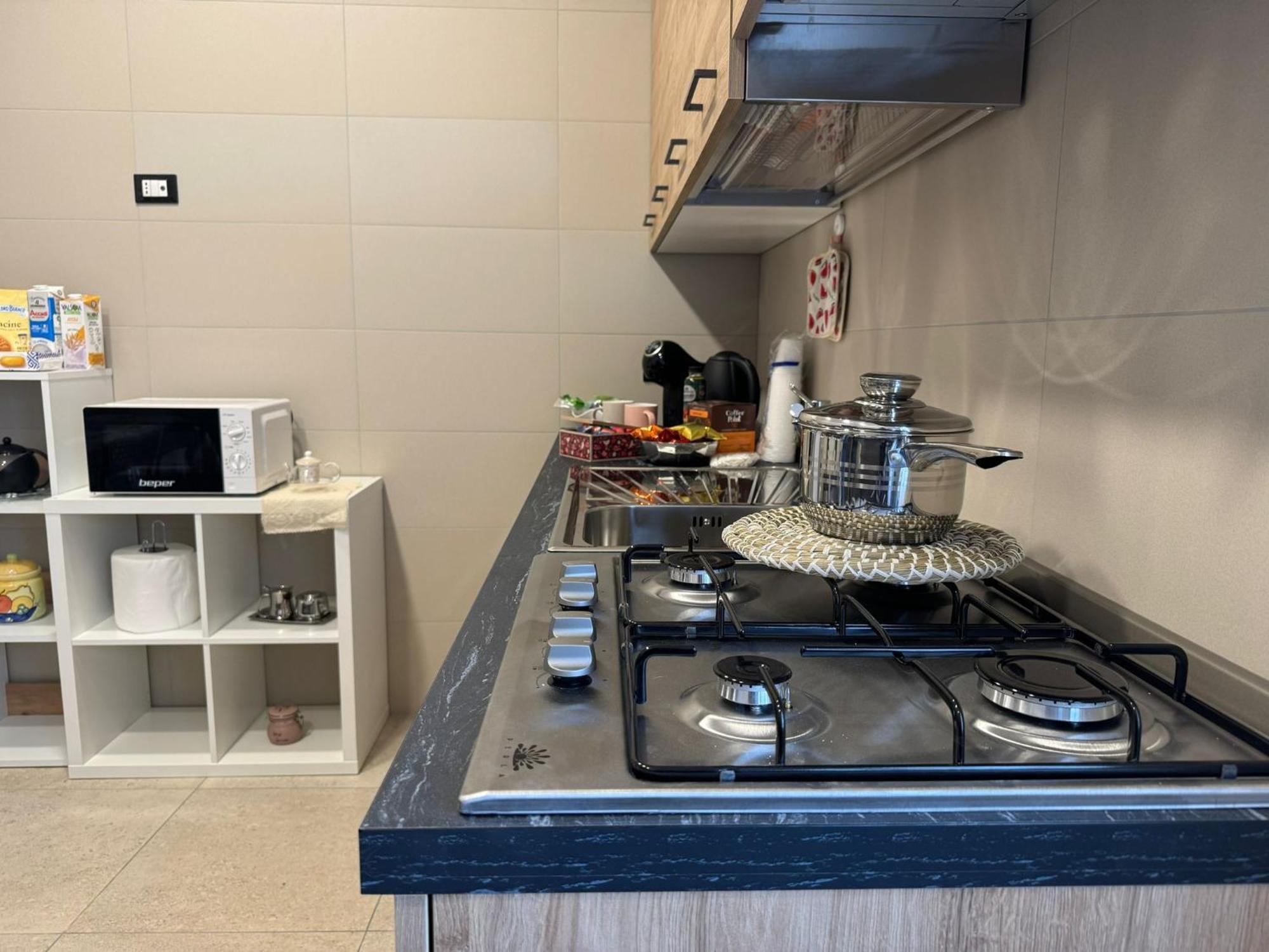 Casa Vacanze La Perla Rara タラント エクステリア 写真