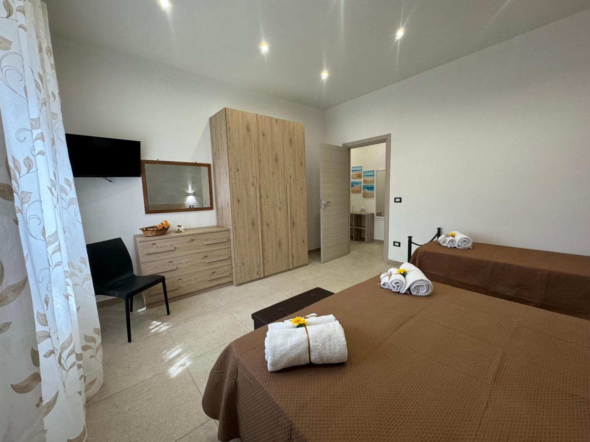 Casa Vacanze La Perla Rara タラント エクステリア 写真